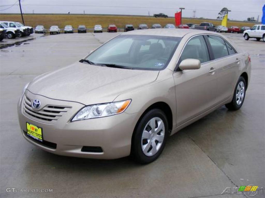 2008 Camry LE - Desert Sand Mica / Bisque photo #42