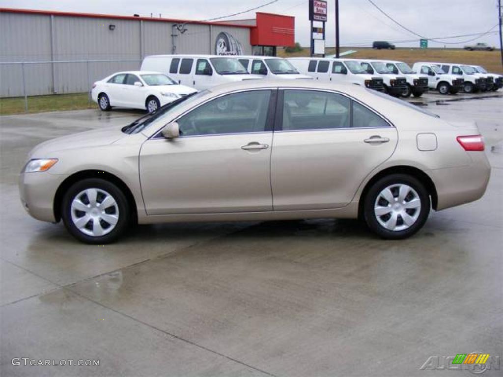 2008 Camry LE - Desert Sand Mica / Bisque photo #43