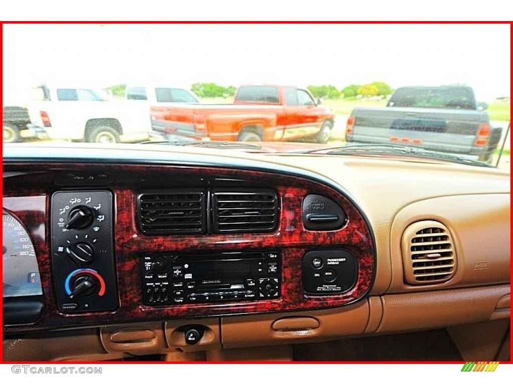 1998 Ram 2500 Laramie Extended Cab - Flame Red / Tan photo #30