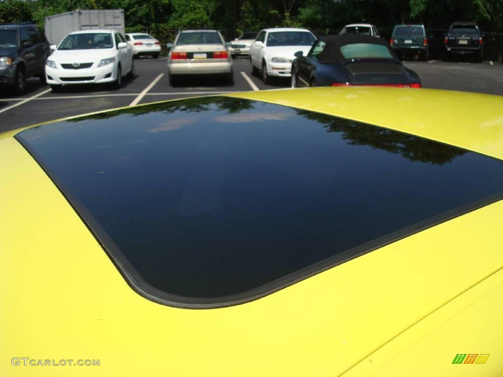 1999 A4 1.8T quattro Sedan - Brilliant Yellow / Onyx photo #17