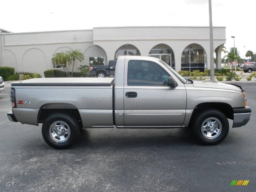 2003 Silverado 1500 LS Regular Cab 4x4 - Light Pewter Metallic / Dark Charcoal photo #6