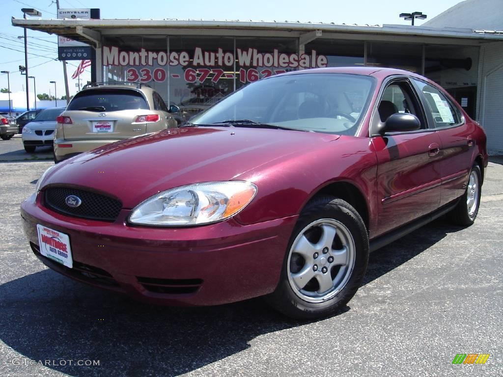 2005 Taurus SE - Merlot Pearl Clearcoat / Medium/Dark Flint photo #1