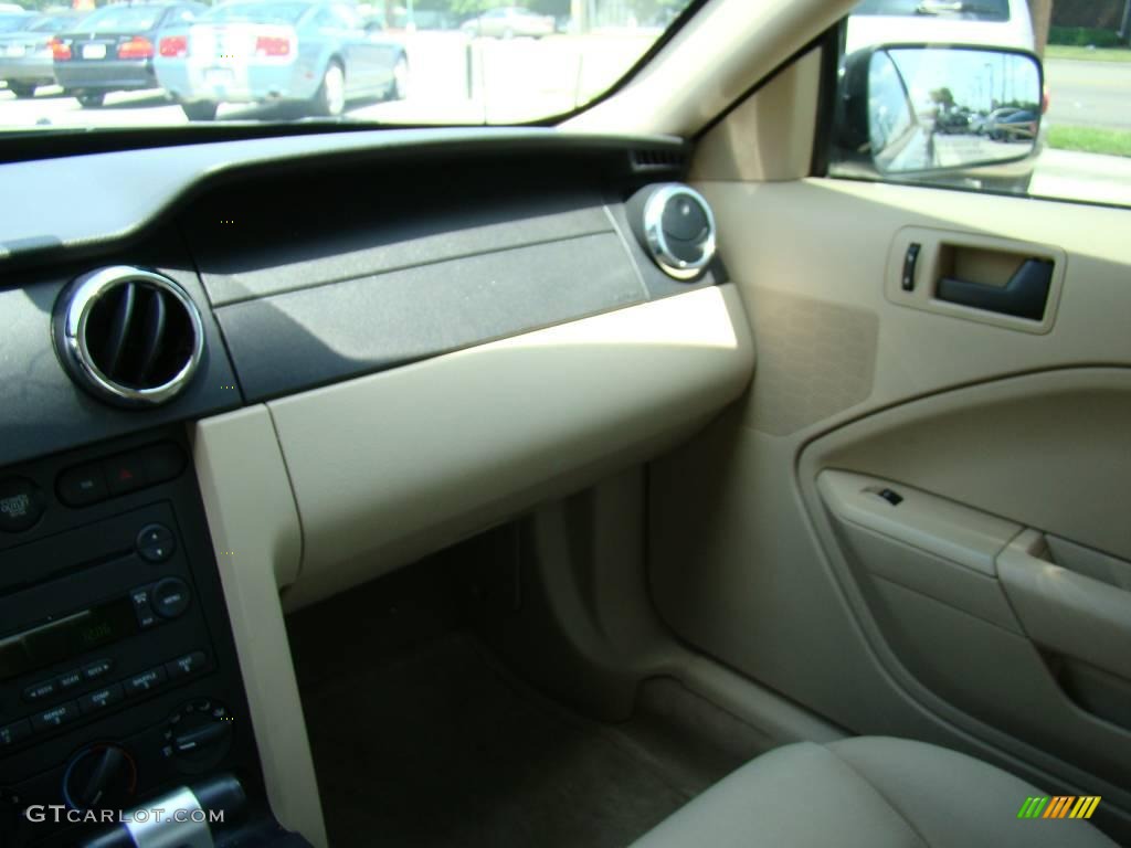 2005 Mustang GT Deluxe Coupe - Mineral Grey Metallic / Medium Parchment photo #13