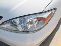 Super White - Camry LE Photo No. 16
