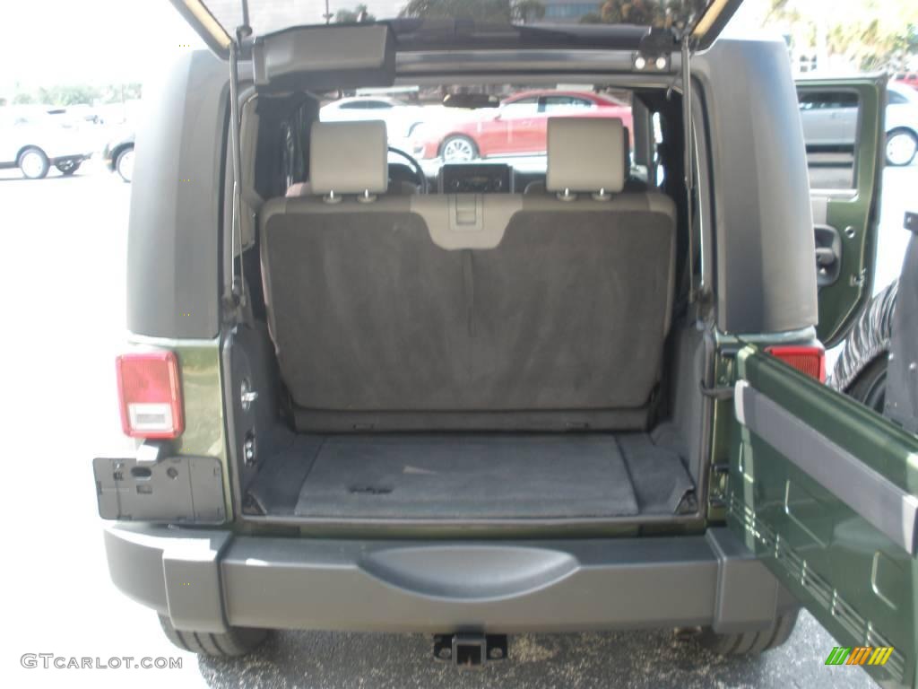 2007 Jeep Wrangler X 4x4 Trunk Photo #15484635
