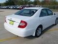 2004 Super White Toyota Camry LE  photo #50