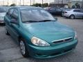 Emerald Green - Rio Cinco Hatchback Photo No. 2