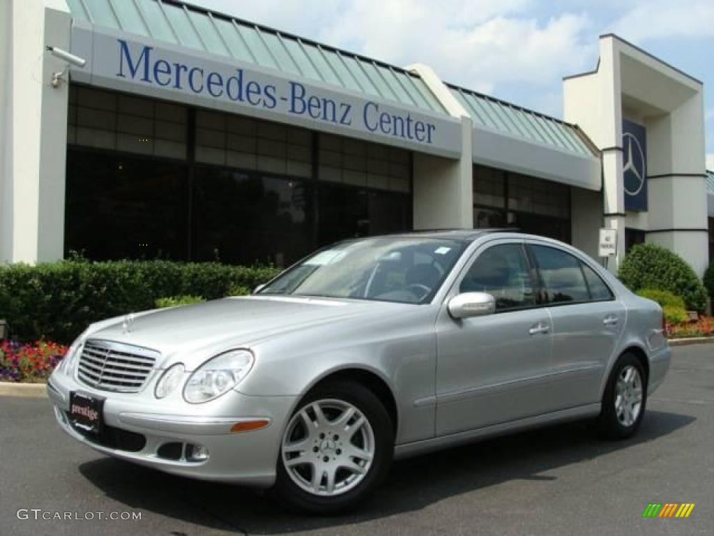 2006 E 320 CDI Sedan - Iridium Silver Metallic / Charcoal photo #1