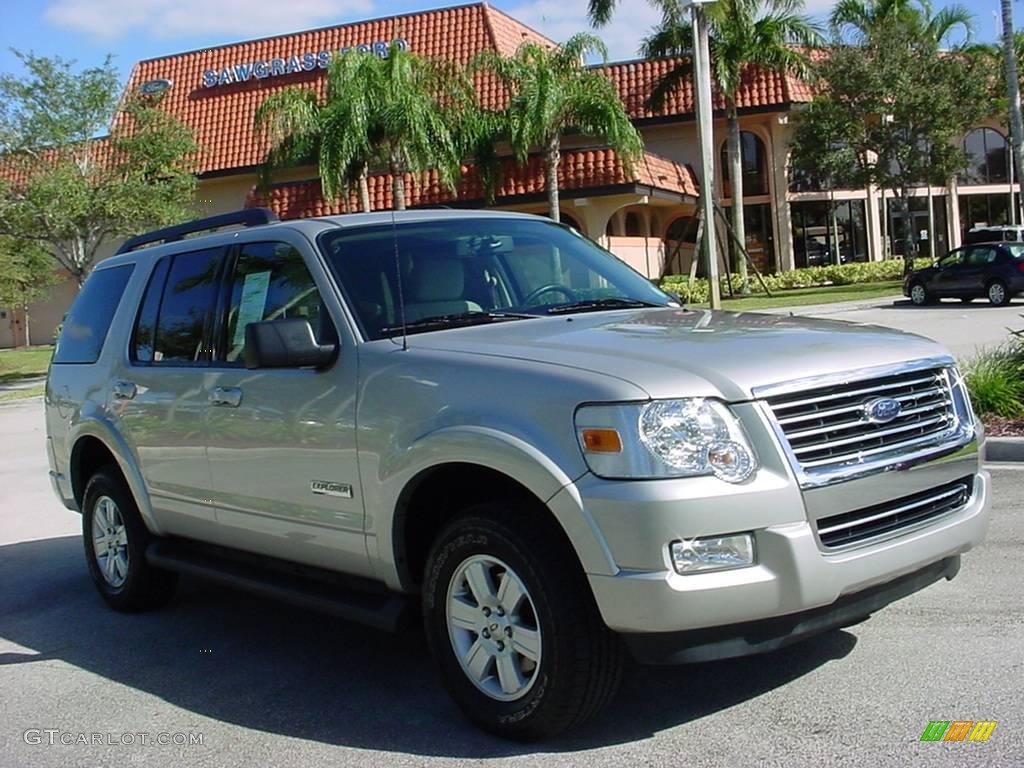 2008 Explorer XLT 4x4 - Silver Birch Metallic / Black/Stone photo #1