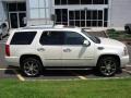 White Diamond - Escalade AWD Photo No. 4