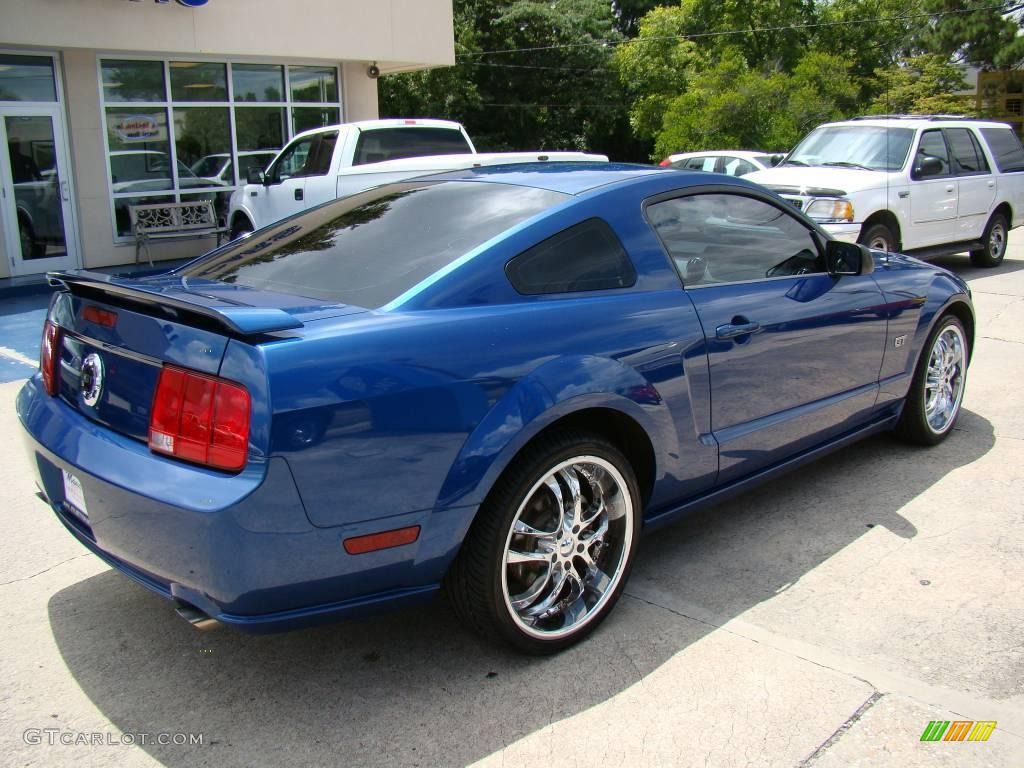 2006 Mustang GT Premium Coupe - Vista Blue Metallic / Light Graphite photo #8