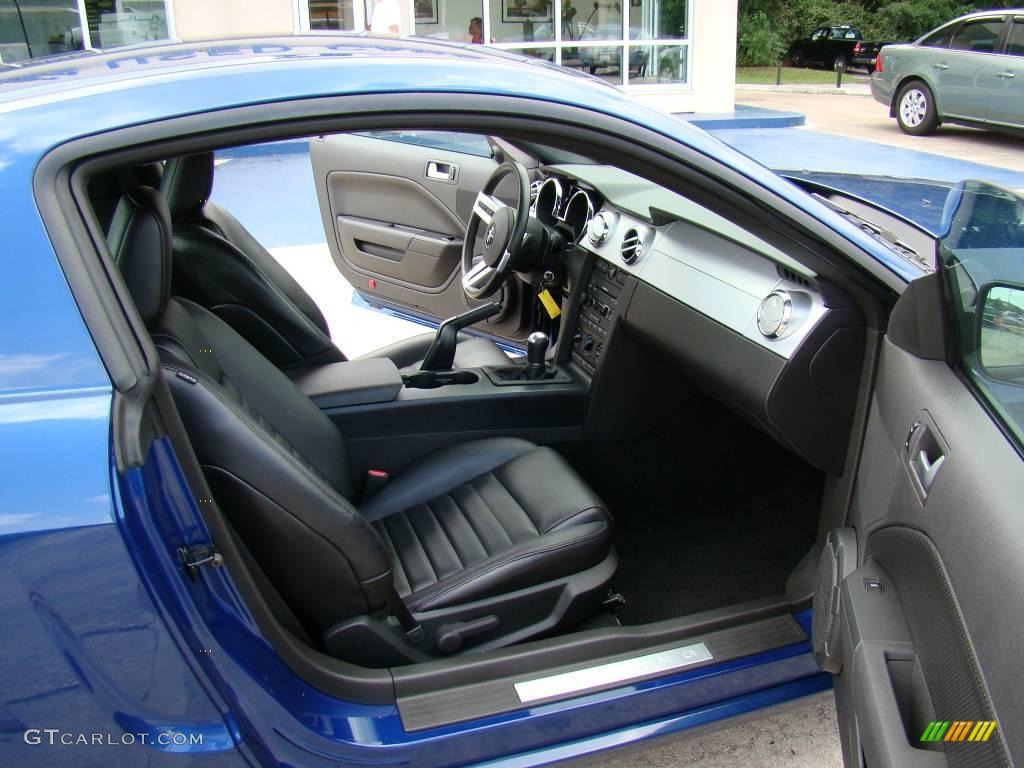 2006 Mustang GT Premium Coupe - Vista Blue Metallic / Dark Charcoal photo #10