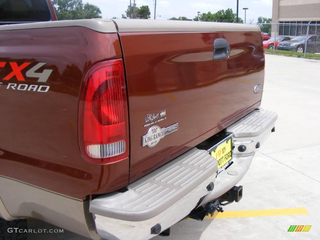 2006 F250 Super Duty King Ranch Crew Cab 4x4 - Dark Copper Metallic / Castano Brown Leather photo #25