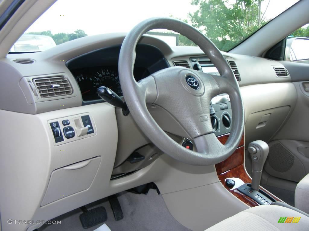 2006 Corolla LE - Desert Sand Mica / Beige photo #5