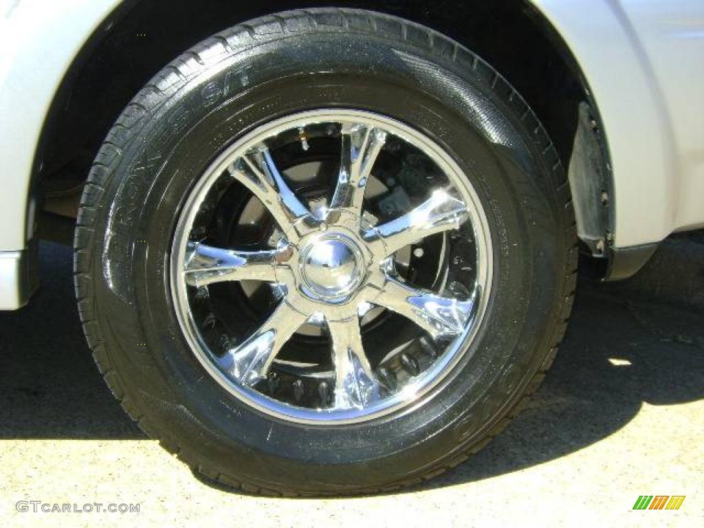 2004 Montero Limited 4x4 - Cool Silver Metallic / Charcoal photo #16