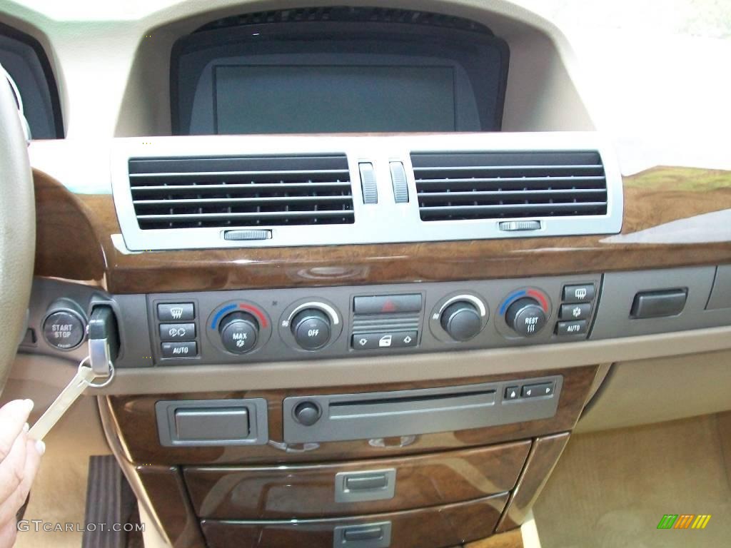 2003 7 Series 745i Sedan - Alpine White / Dark Beige/Beige III photo #14