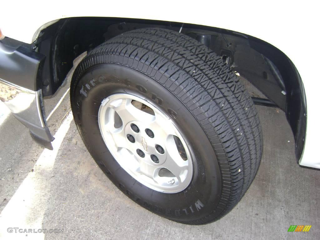 2006 Tahoe LS - Summit White / Gray/Dark Charcoal photo #18