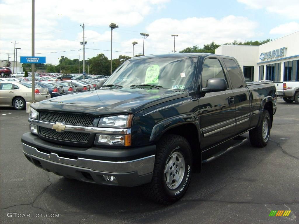 2004 Silverado 1500 LS Extended Cab 4x4 - Dark Green Metallic / Dark Charcoal photo #3