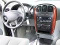 2007 Brilliant Black Crystal Pearl Chrysler Town & Country   photo #12