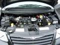 2007 Brilliant Black Crystal Pearl Chrysler Town & Country   photo #13