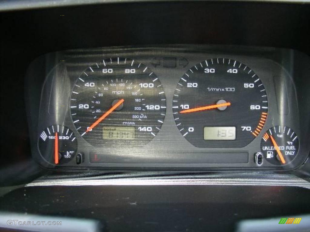 2002 Cabrio GLX - Black / Beige photo #18