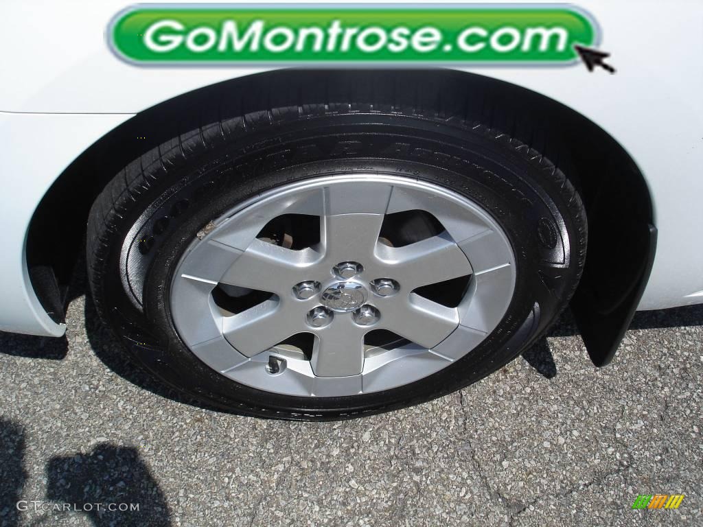 2005 Prius Hybrid - Super White / Gray/Burgundy photo #17