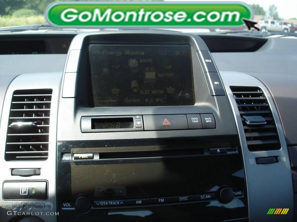 2005 Prius Hybrid - Super White / Gray/Burgundy photo #27