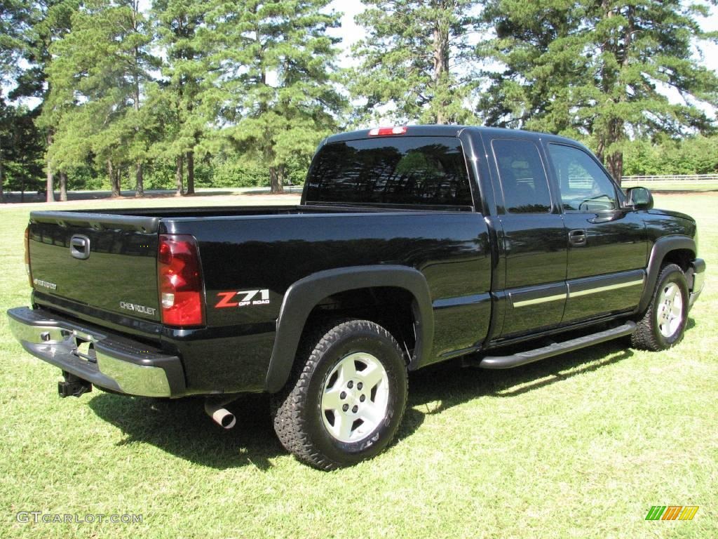 2005 Silverado 1500 Z71 Extended Cab 4x4 - Black / Dark Charcoal photo #5