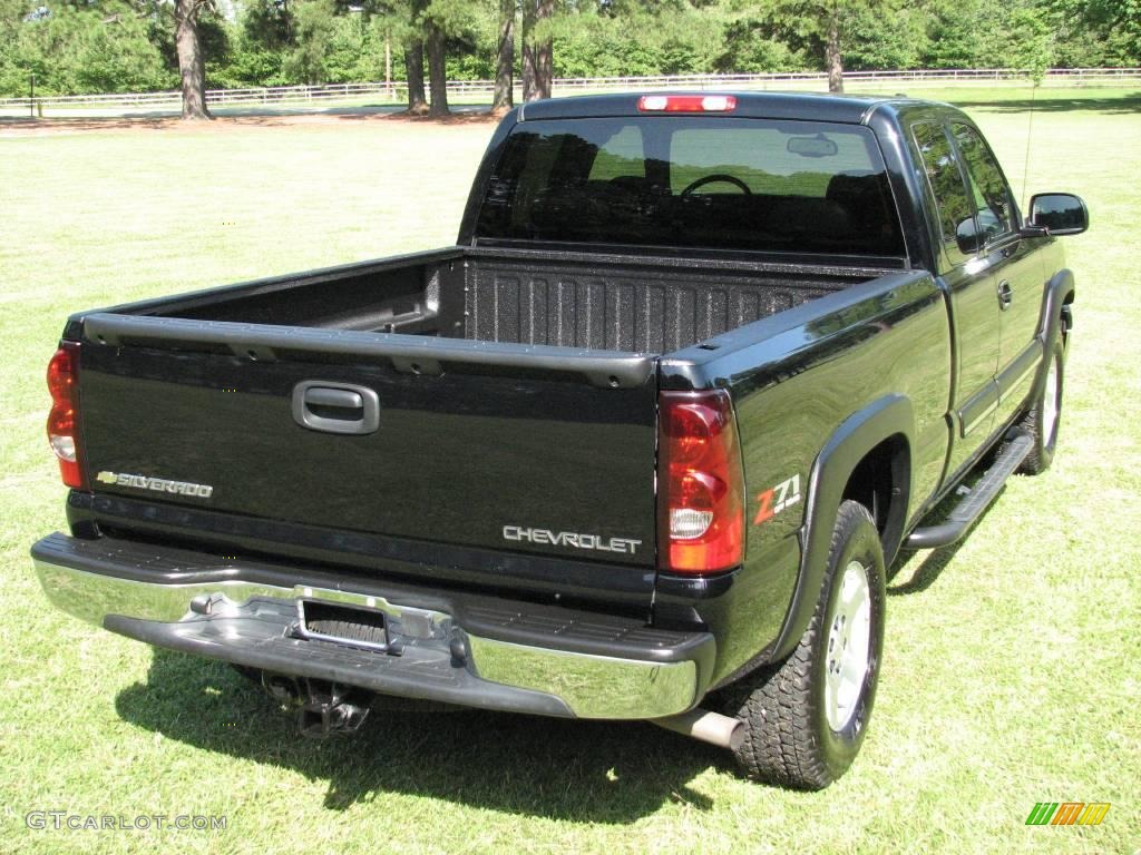 2005 Silverado 1500 Z71 Extended Cab 4x4 - Black / Dark Charcoal photo #6