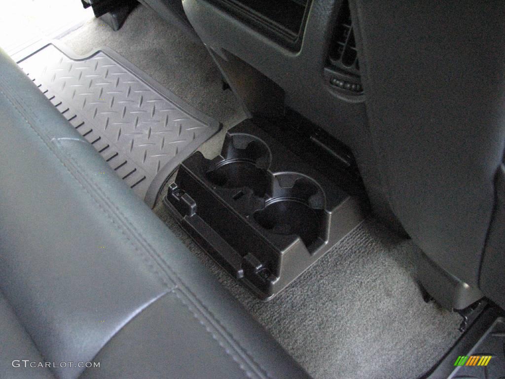 2005 Silverado 1500 Z71 Extended Cab 4x4 - Black / Dark Charcoal photo #16
