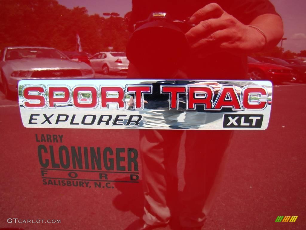 2009 Explorer Sport Trac XLT - Sangria Red Metallic / Camel photo #16