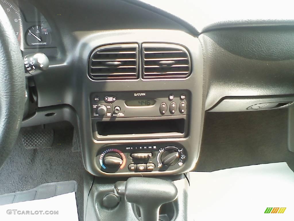 2000 S Series SL2 Sedan - Bright White / Gray photo #6