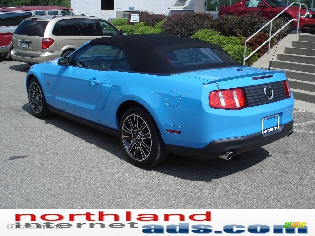 2010 Mustang GT Premium Convertible - Grabber Blue / Charcoal Black/Grabber Blue photo #8