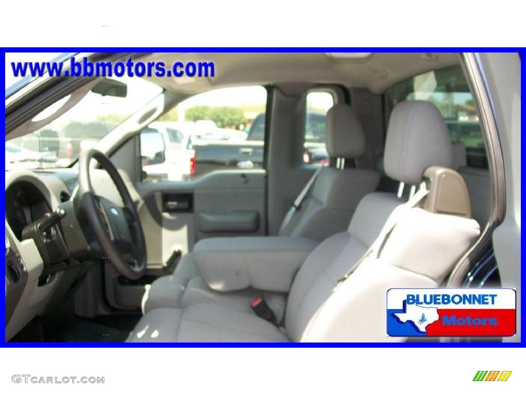 2005 F150 XL Regular Cab - True Blue Metallic / Medium Flint Grey photo #10