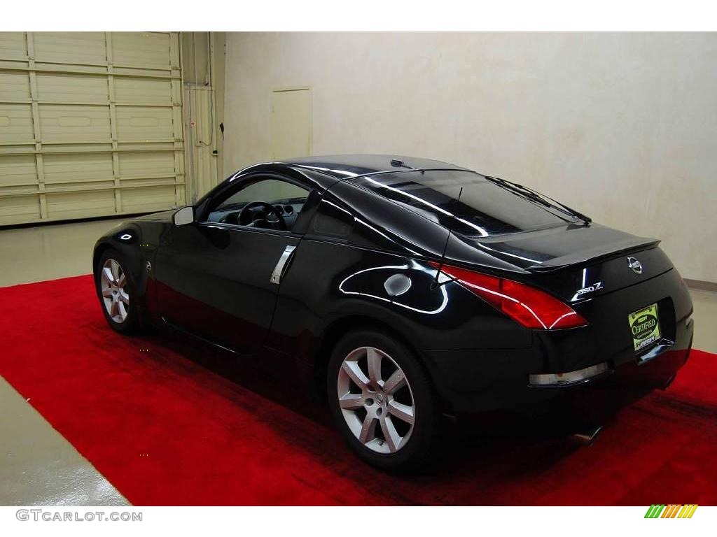 2005 350Z Touring Coupe - Super Black / Charcoal photo #4