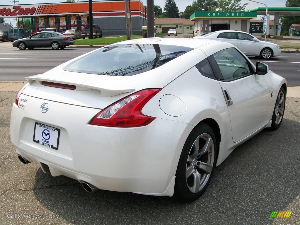 2009 370Z Touring Coupe - Pearl White / Gray Leather photo #6