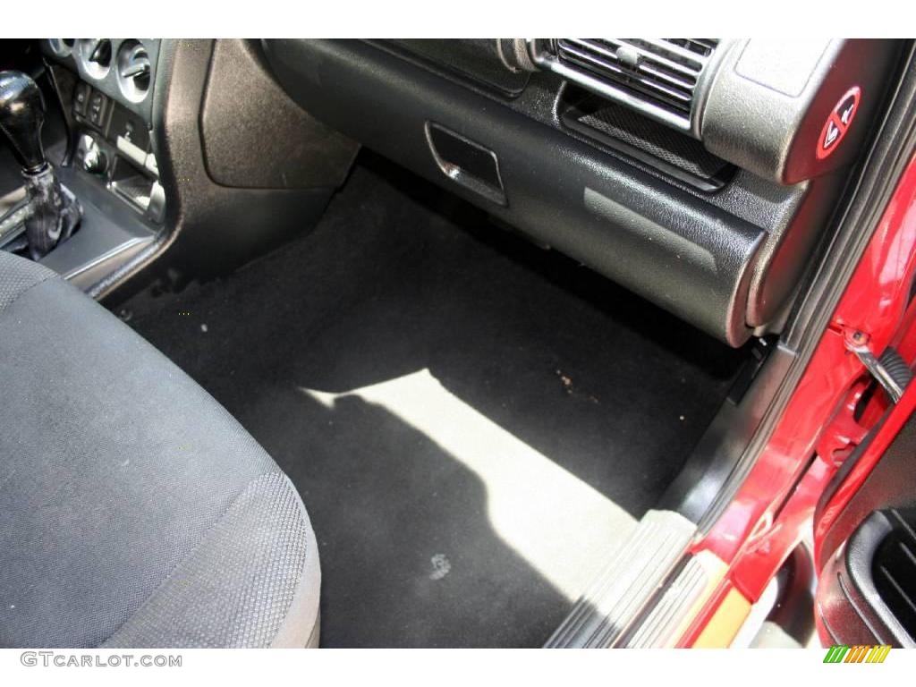 2002 Freelander S - Alveston Red / Black photo #52