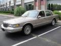 1995 Pumice Pearl Metallic Lincoln Town Car Signature  photo #1