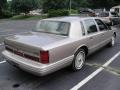 1995 Pumice Pearl Metallic Lincoln Town Car Signature  photo #6