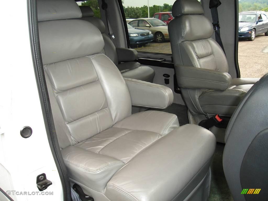 2002 Ram Van 1500 Passenger Conversion - Bright White / Dark Slate Gray photo #15