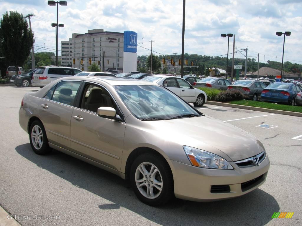 2006 Accord EX Sedan - Desert Mist Metallic / Ivory photo #6