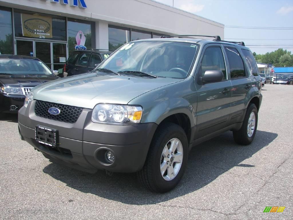 2006 Escape XLT V6 4WD - Titanium Green Metallic / Medium/Dark Flint photo #2