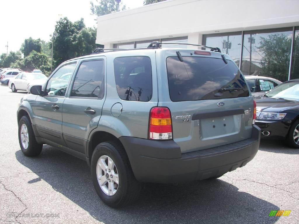 2006 Escape XLT V6 4WD - Titanium Green Metallic / Medium/Dark Flint photo #3