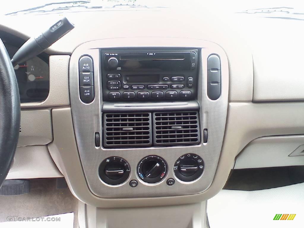 2003 Explorer XLT 4x4 - True Blue Metallic / Medium Parchment Beige photo #7
