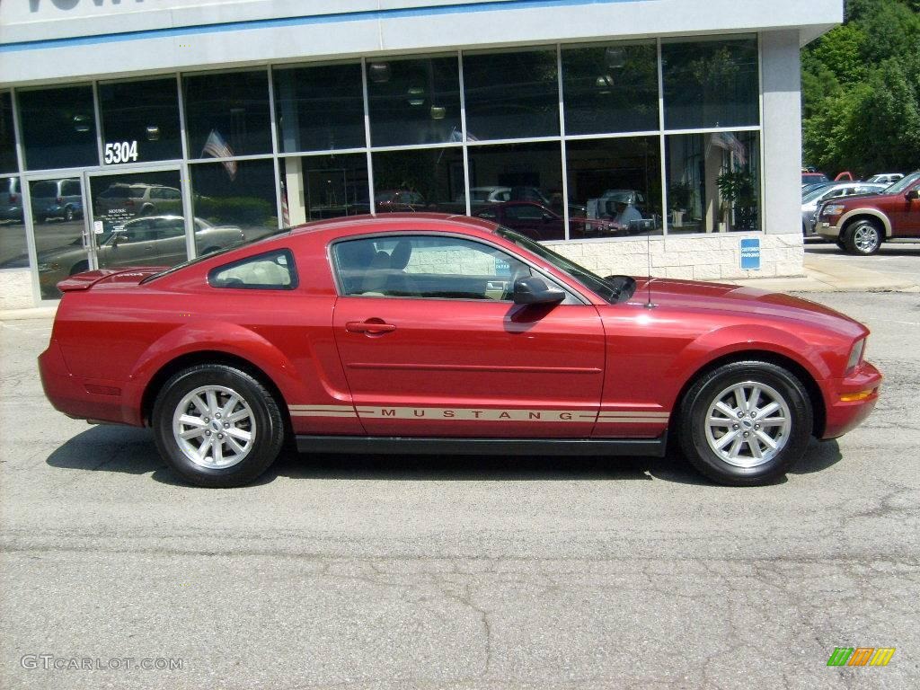 2008 Mustang V6 Deluxe Coupe - Dark Candy Apple Red / Medium Parchment photo #2
