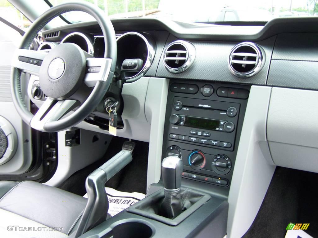 2007 Mustang GT/CS California Special Coupe - Black / Black/Dove Accent photo #13