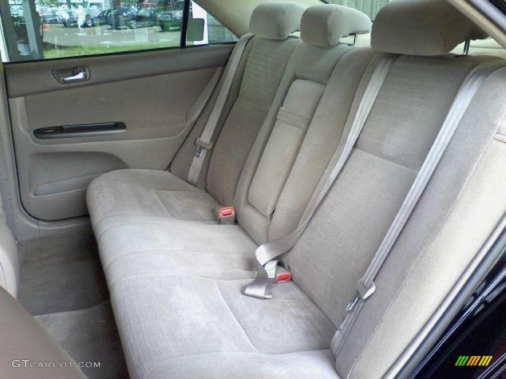 2005 Camry LE - Black / Taupe photo #15