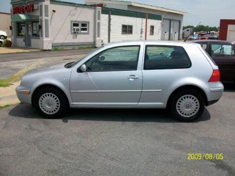 2001 Volkswagen Golf GL 2 Door Data, Info and Specs