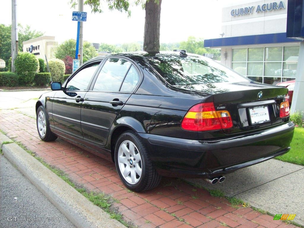 2005 3 Series 325xi Sedan - Black Sapphire Metallic / Black photo #8