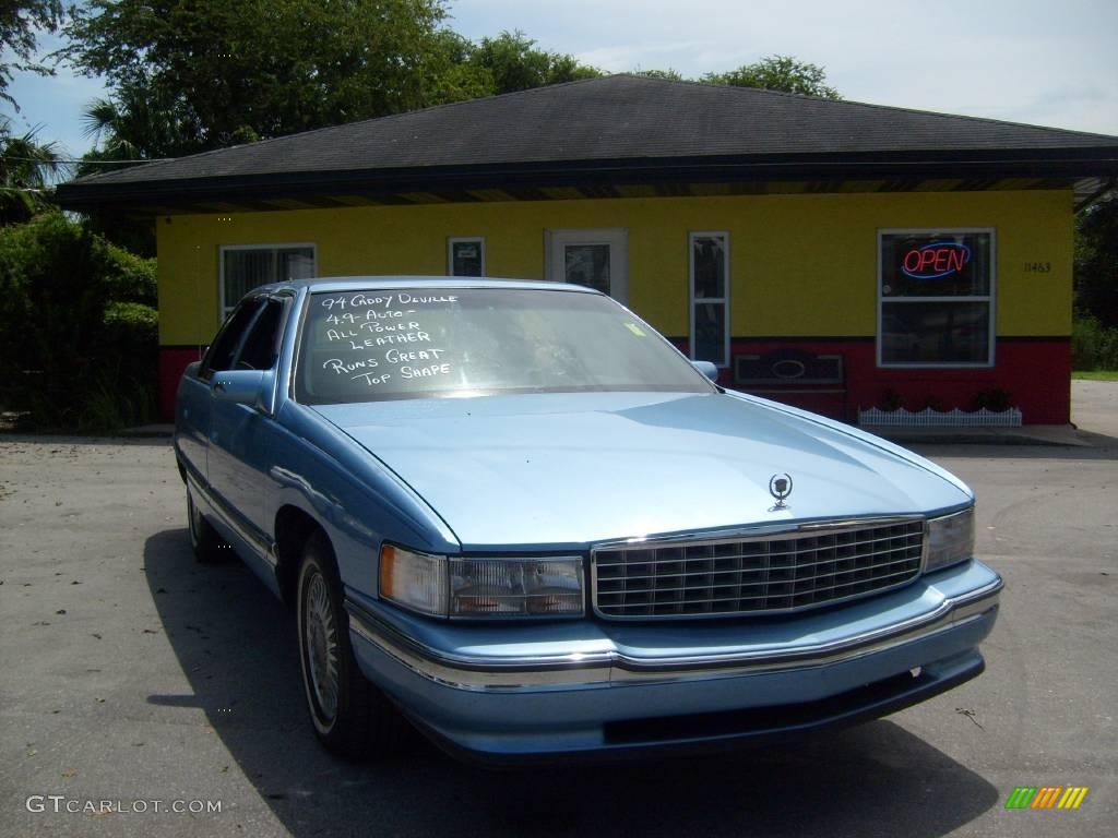 1994 Deville Sedan - Light Montana Blue Metallic / Blue photo #9